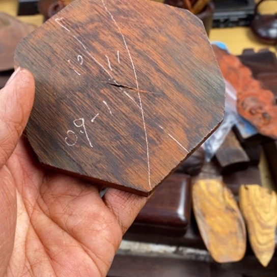 大叶紫檀（黑酸枝木类）印度小叶紫檀木