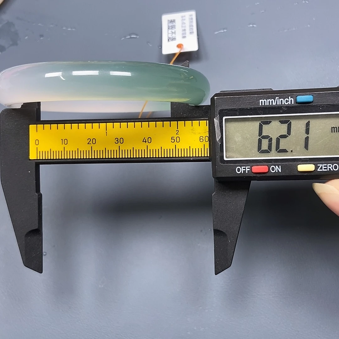 玛瑙/玉髓手镯未镶嵌641