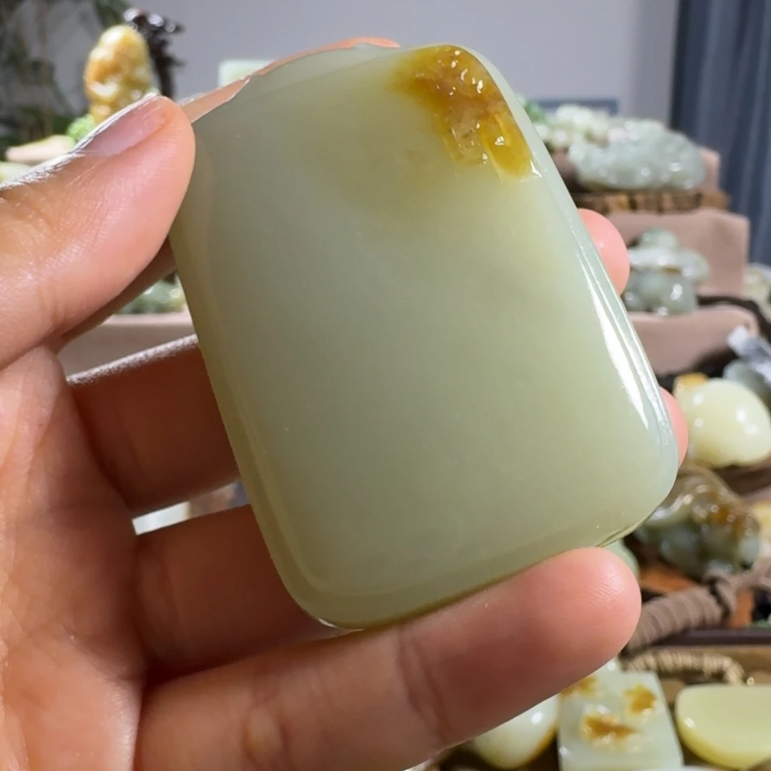 和田玉（糖玉）未镶嵌手链