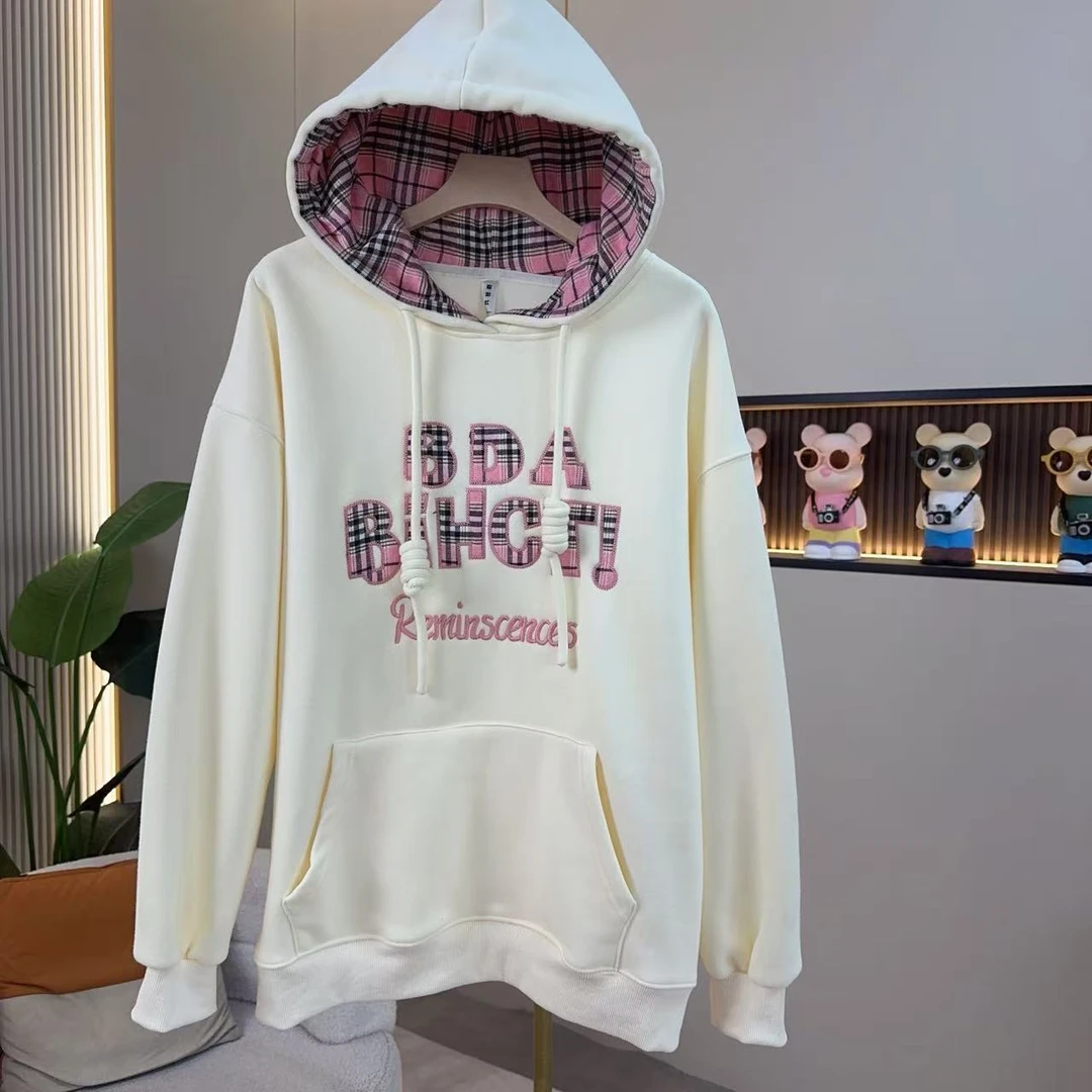 歌如虹品牌  潮流重工刺绣时尚（特定升级面料）加绒卫衣（104）