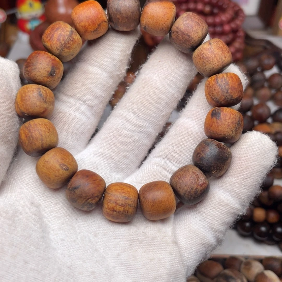 贡木定制产品1213虫漏瑕疵