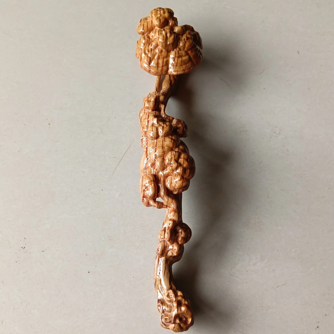 黄梨树老料灵芝如意长30厘米