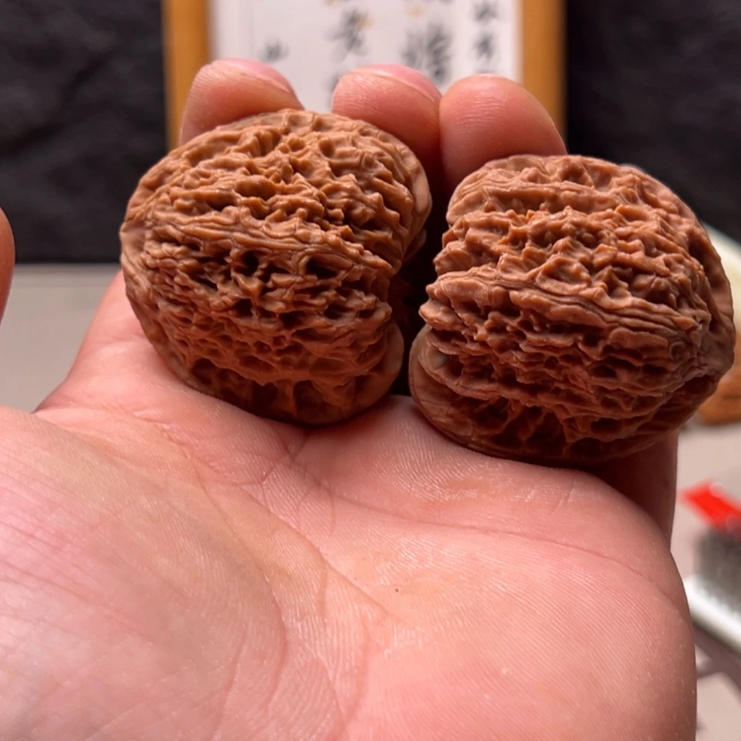 柳***崎文玩核桃把件南疆43虚尖生长线