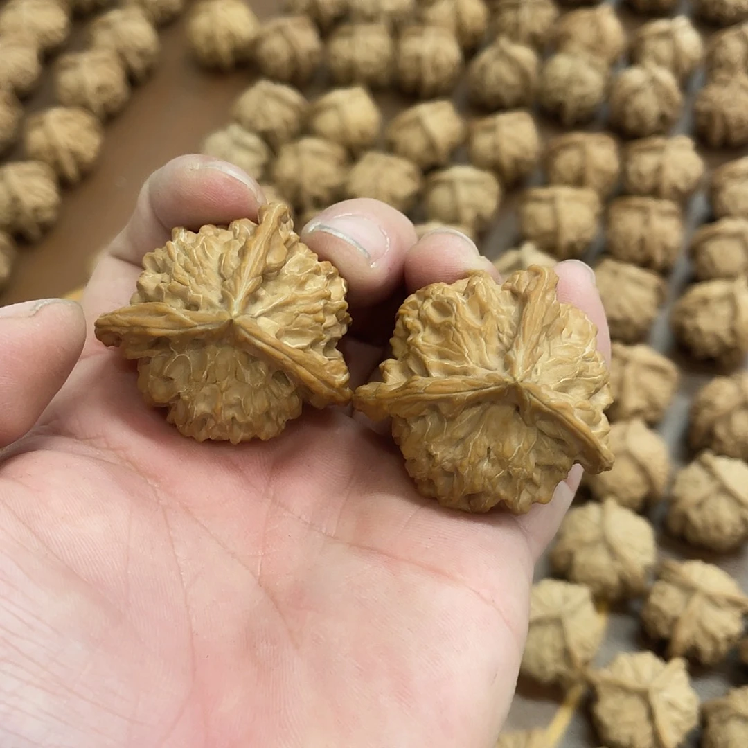 大***齐文玩核桃吊坠文玩核桃一物一图