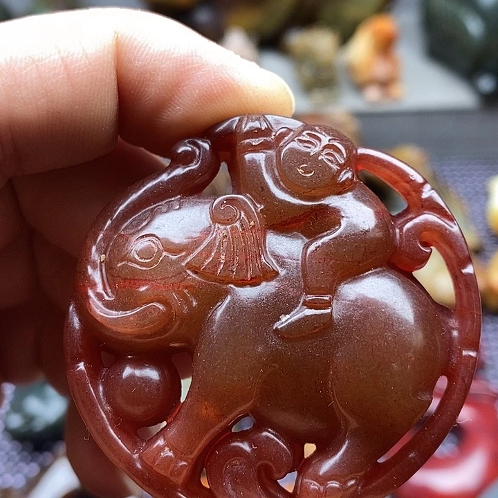 未镶嵌蛇纹石玉颈饰