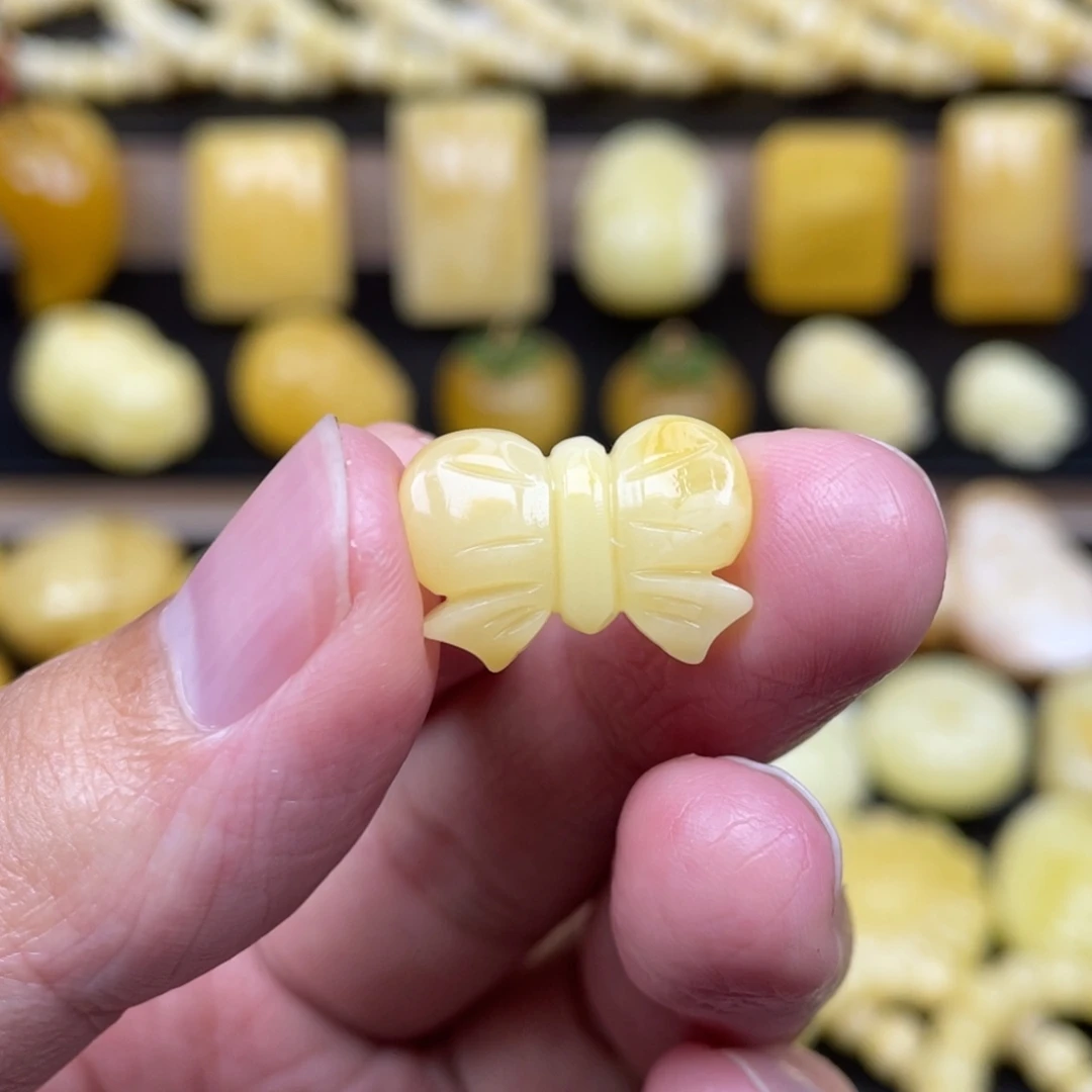 琥珀未镶嵌裸石琥珀蜜蜡