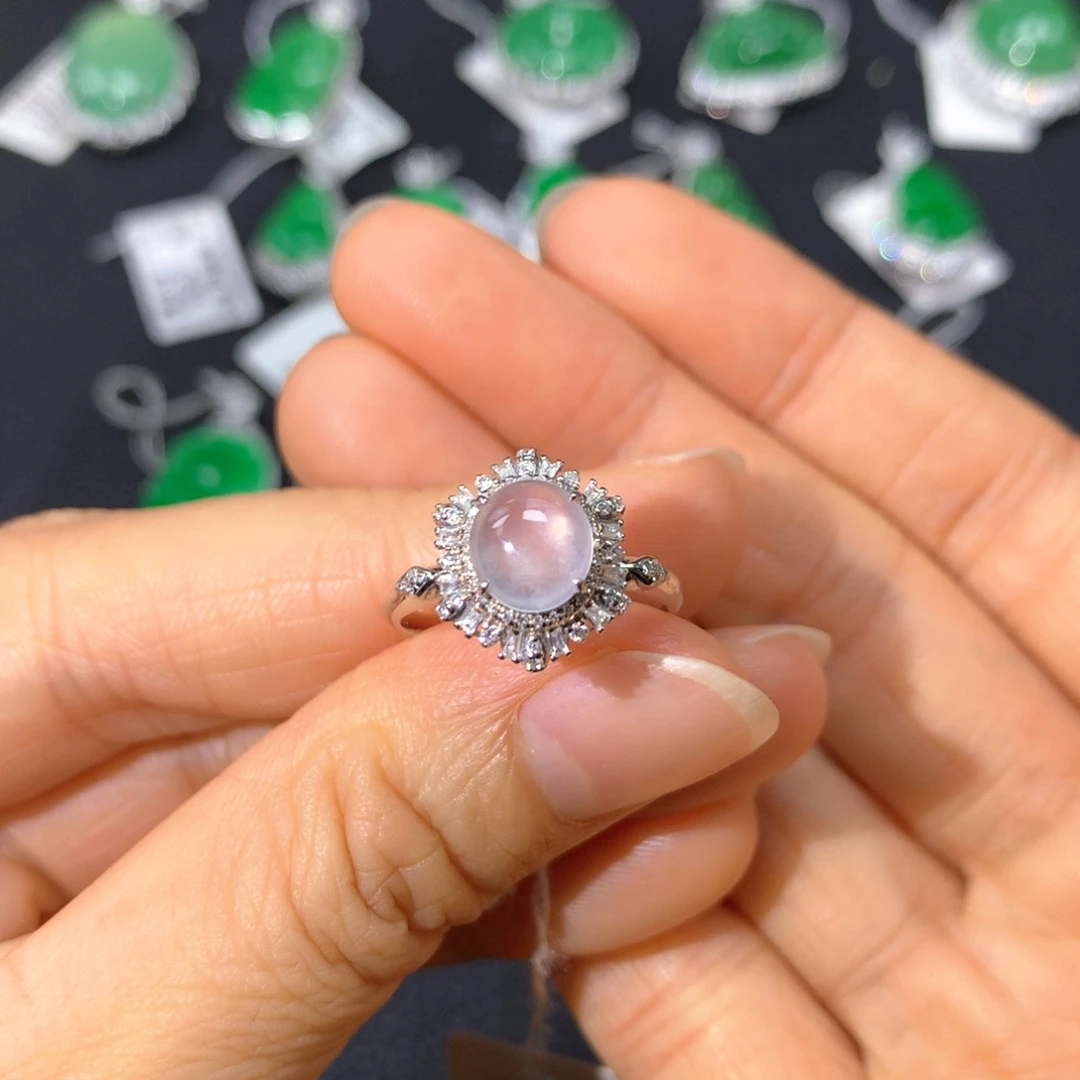 翡翠戒指18K金镶嵌翡翠