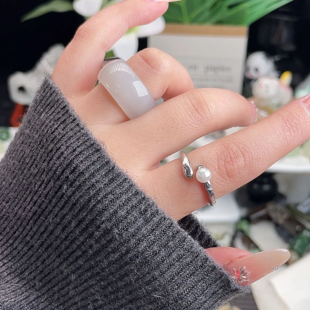 和田玉未镶嵌戒指h28浅烟紫轮胎内径16.8不退换