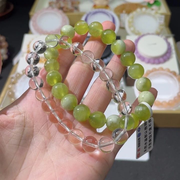 C***i水晶手链未镶嵌白水晶8+和青提奶盖10+