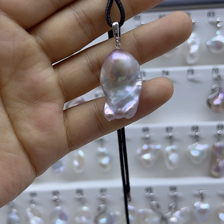 颈饰未镶嵌淡水珍珠