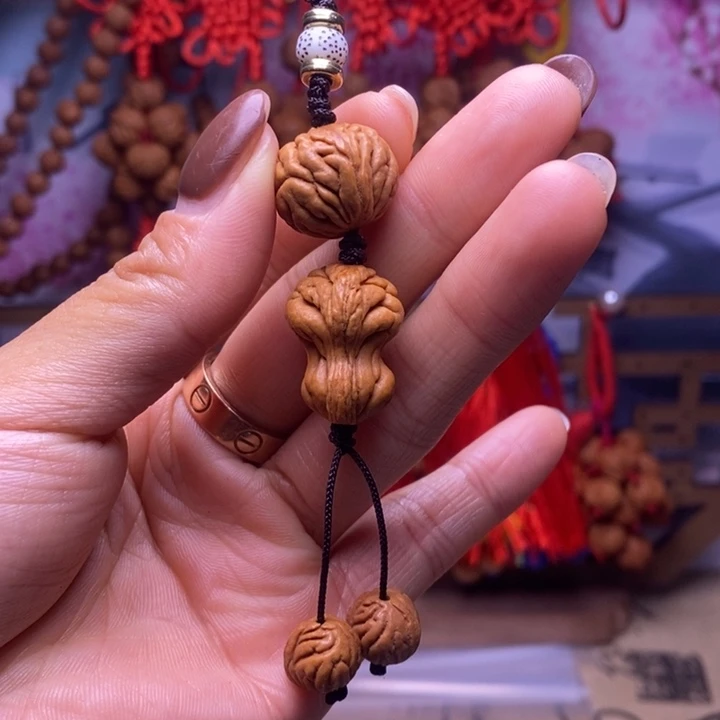 桃核吊坠龙纹桃枭