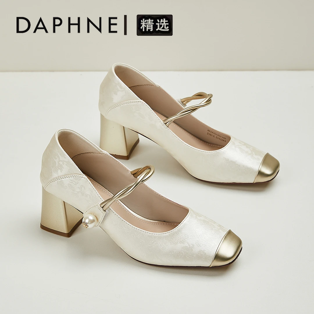 达芙妮新中式玛丽珍女鞋粗跟鞋国风高跟单鞋2025秋季爆款小皮鞋子