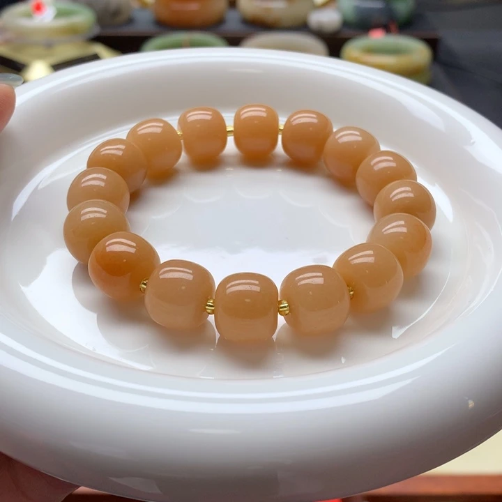 未镶嵌手镯石英岩玉