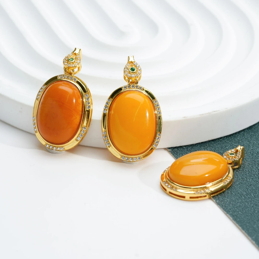 【小北珠宝】S925银蜜蜡吊坠约12*17mm 【多样性发一件】15-AH03X1054