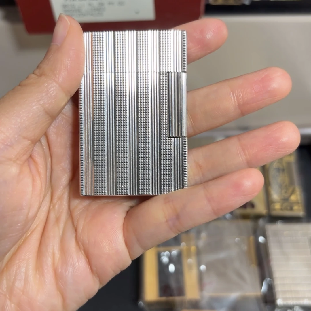 都登卡中古打火机