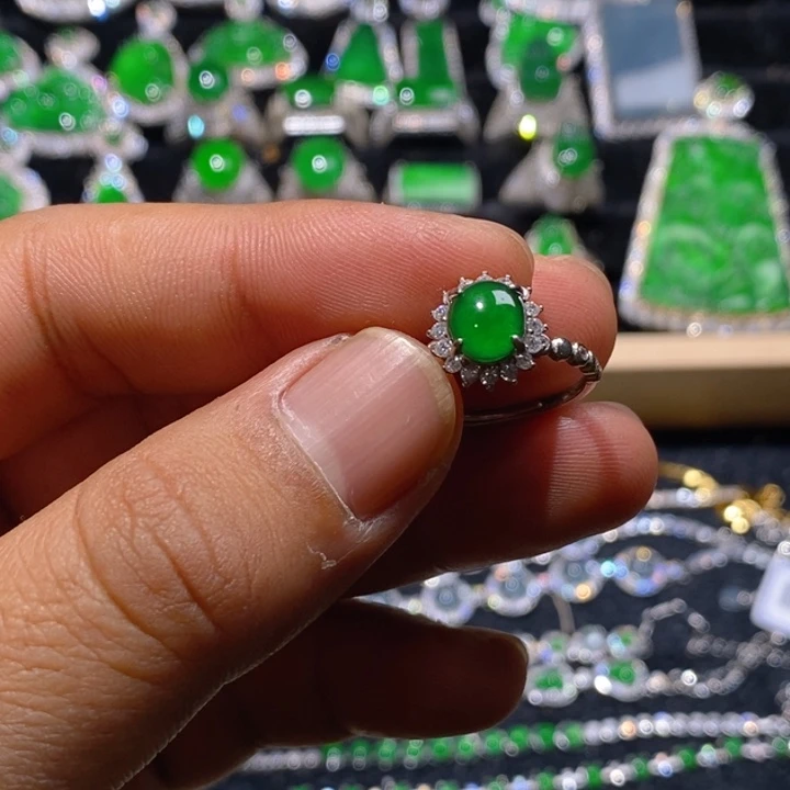翡翠戒指银S925镶嵌天然A货翡翠