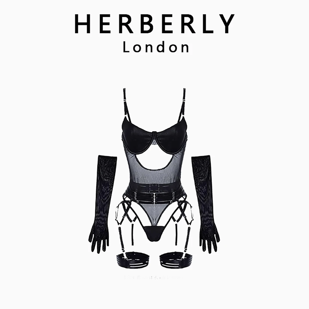 英国 HERBERLY 高级感小胸显大免脱聚拢内衣女趣味横生修身套装