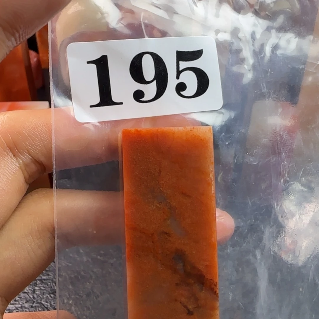 老挝石髙**人kjkkkkkkmmm