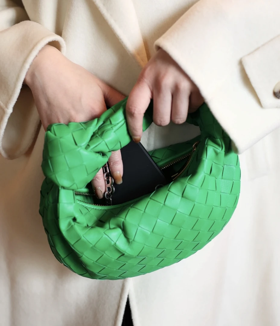 95新 BOTTEGA VENETA/葆蝶家 绿色编织jodie手提包