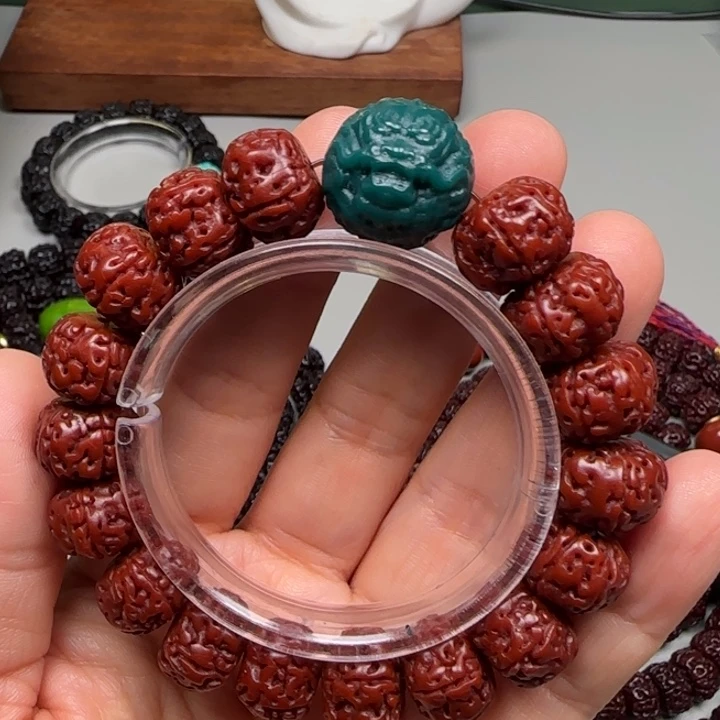 吊坠金刚菩提这个
