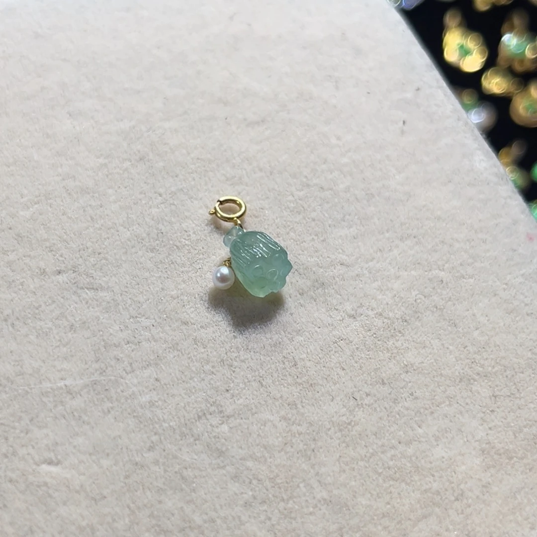 定制翡翠18K金镶嵌