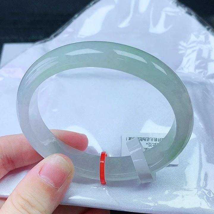 翡翠手镯未镶嵌54贵妃