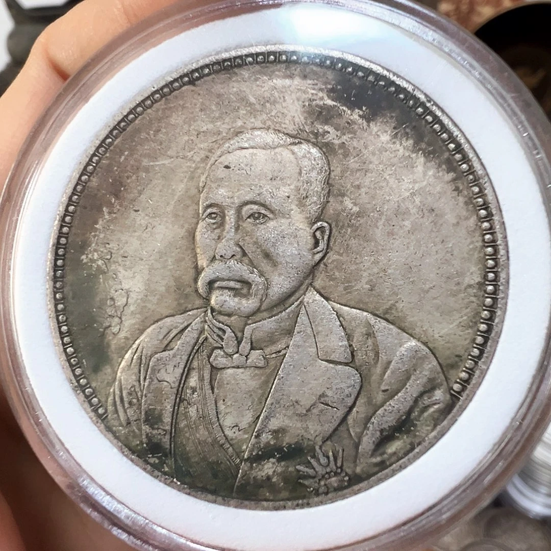 金属复古风格摆件