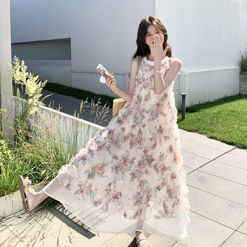 甜美木耳边粉色碎花网纱吊带连衣裙女夏2025新款简单大方超火长裙