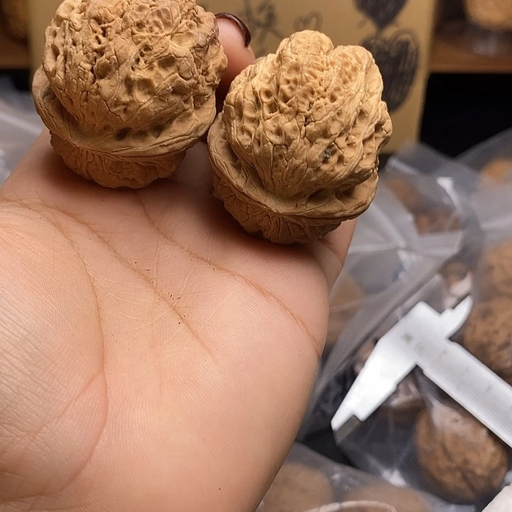 文玩核桃把件    75h