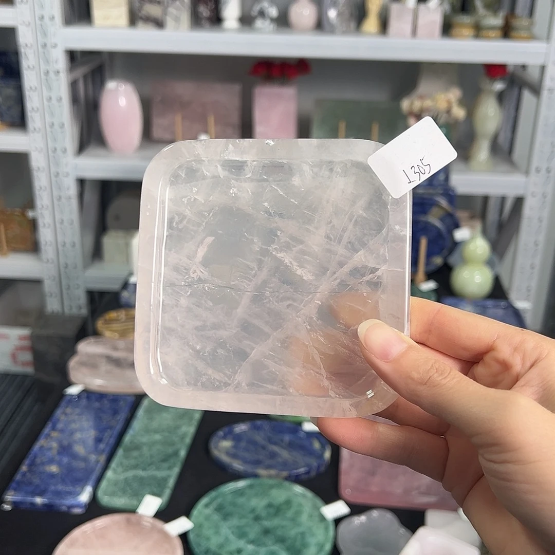 石材粉水晶。     305