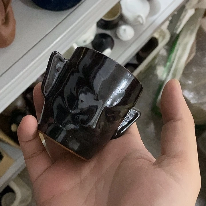 陶瓷艺术品及陶瓷壶