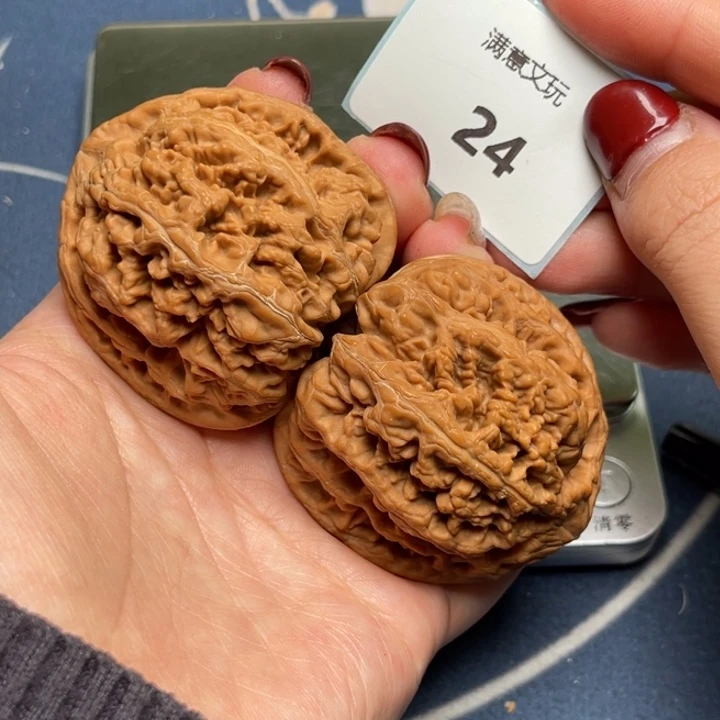 文玩核桃把件粗筋47.24