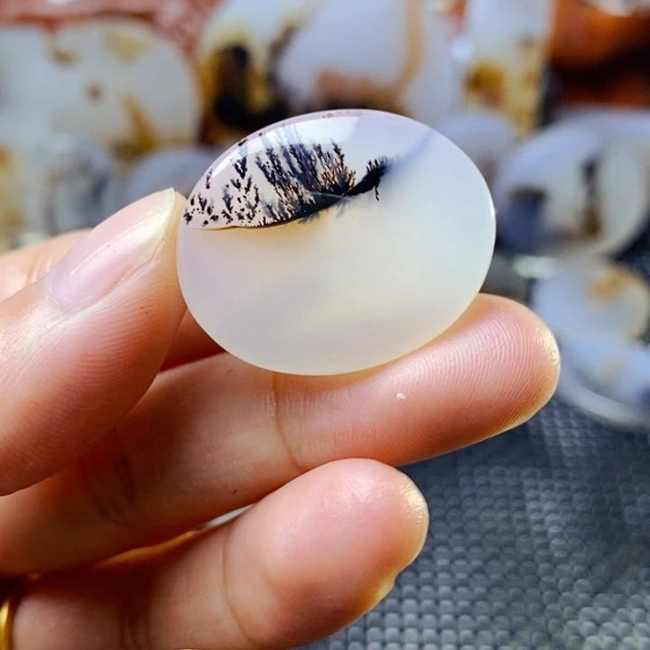 玛瑙/玉髓未镶嵌珠宝半成品