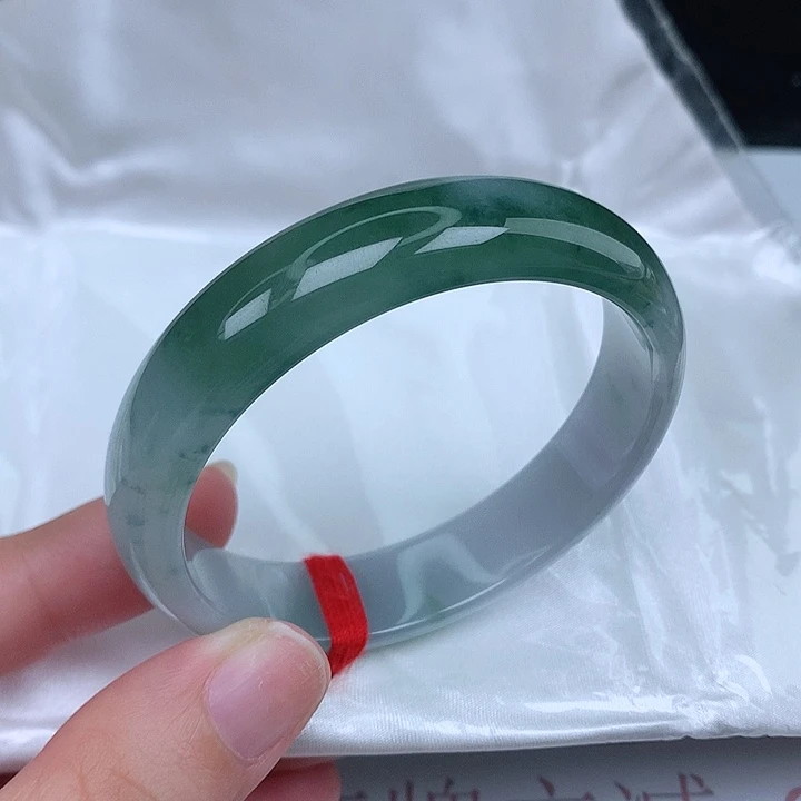未镶嵌手镯翡翠偷***羊天然