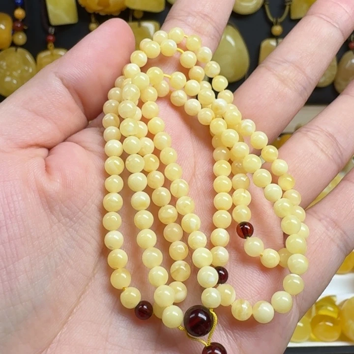 蜜蜡未镶嵌珠宝奇石