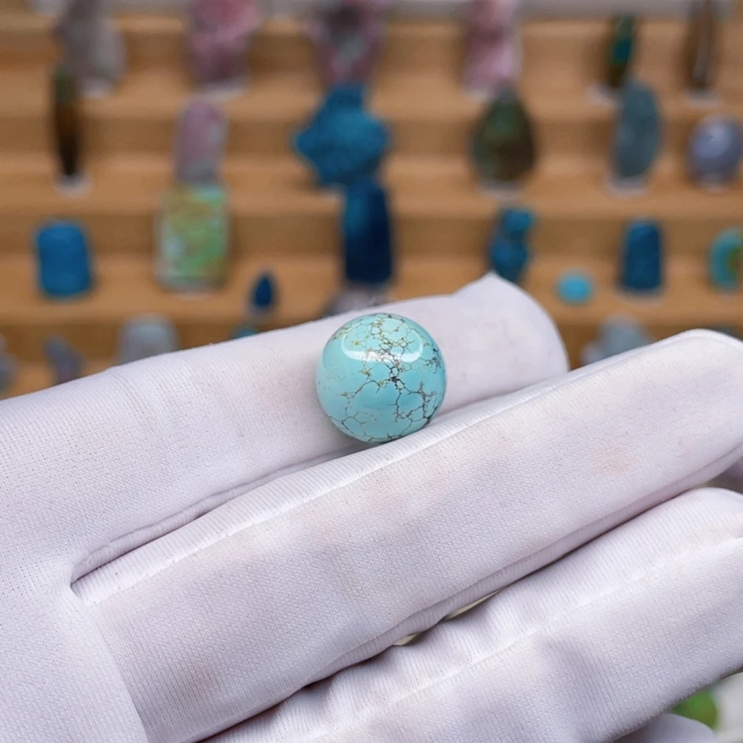 以***起绿松石未镶嵌颈饰