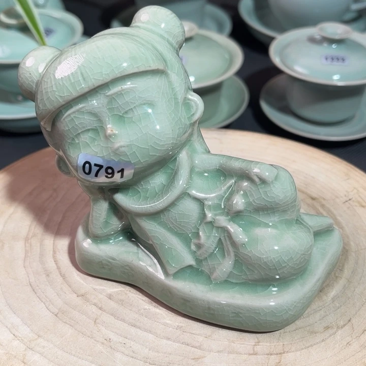 汝瓷0791微瑕哪吒……