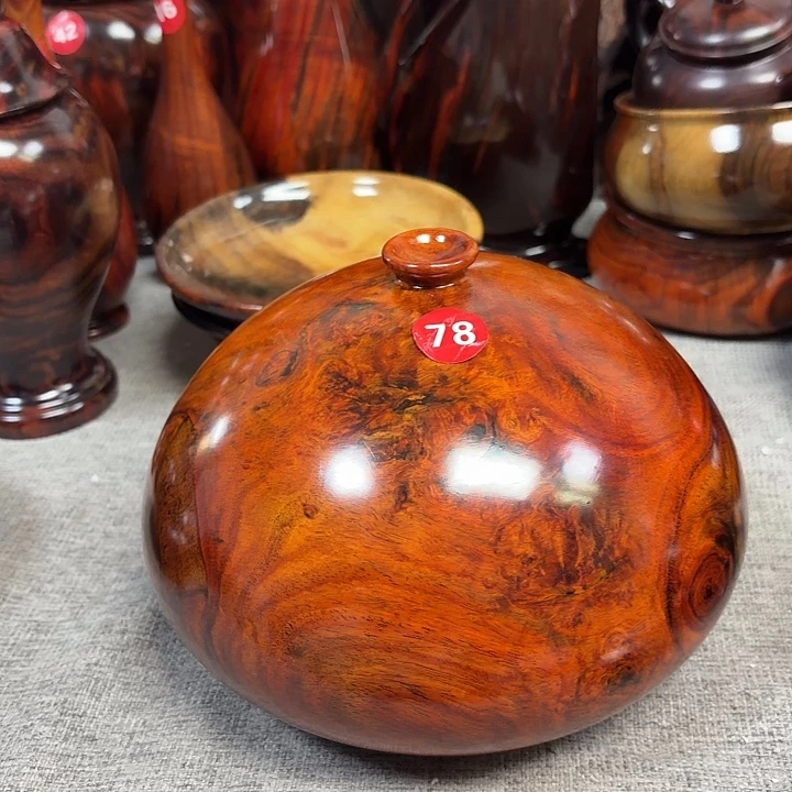 木大红酸枝富贵瓶 重量4斤