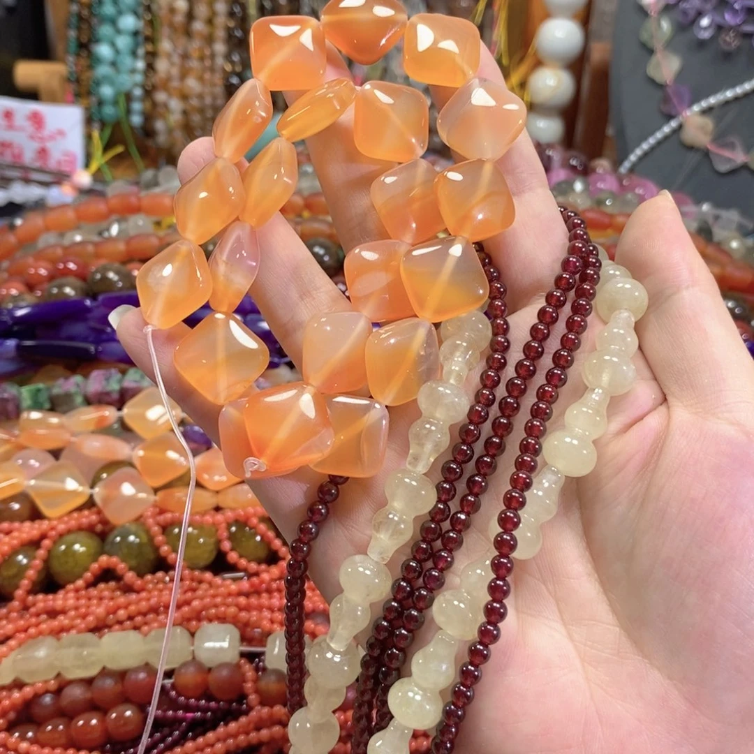 喵***喵未镶嵌玛瑙/玉髓珠宝半成品自选4条