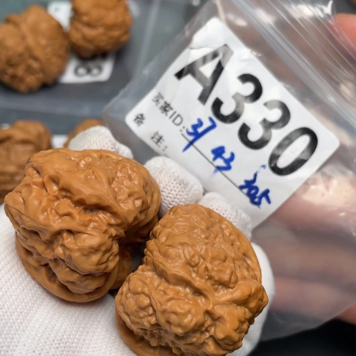文玩核桃把件大肚蛙37 43 30.5