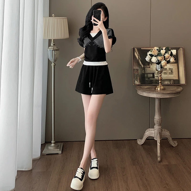 巨好看小个子休闲运动套装女夏装欧货重工烫钻假两件上衣短裤洋气