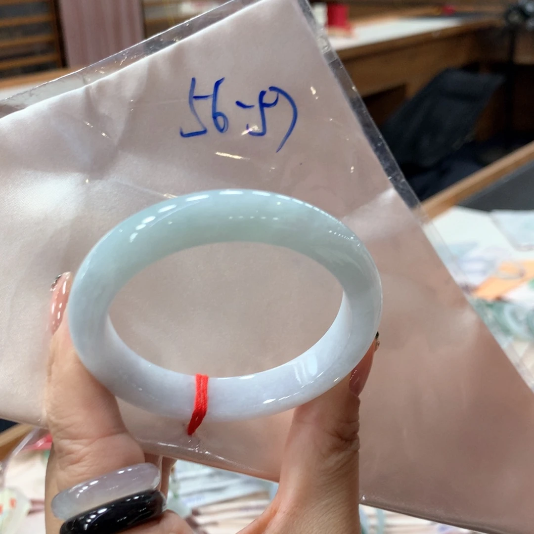 未镶嵌手镯翡翠48小时鉴赏