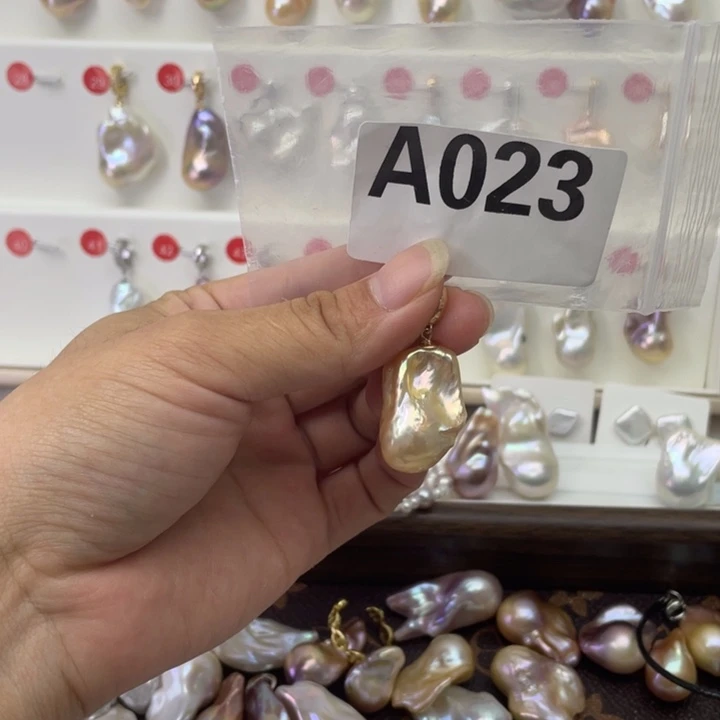 陷***～淡水珍珠银S925镶嵌颈饰