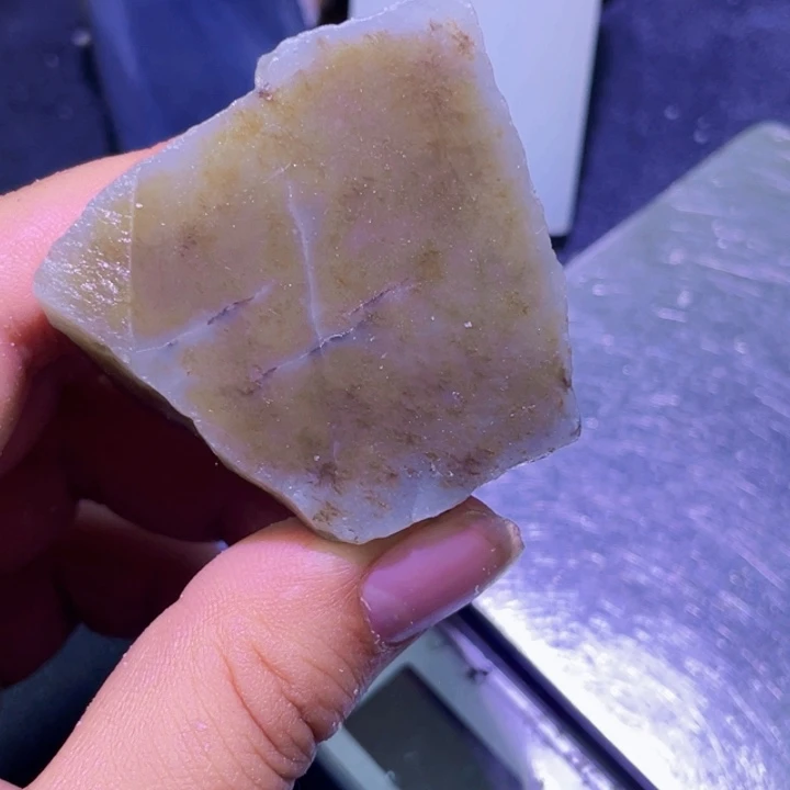 和田玉未镶嵌珠宝半成品