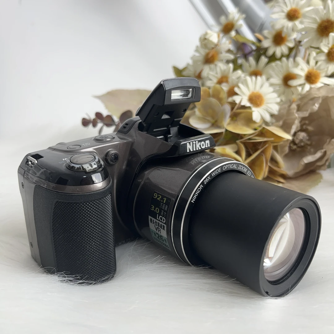 9新 Nikon/尼康 l810长焦数码相机 电池or充电器自备