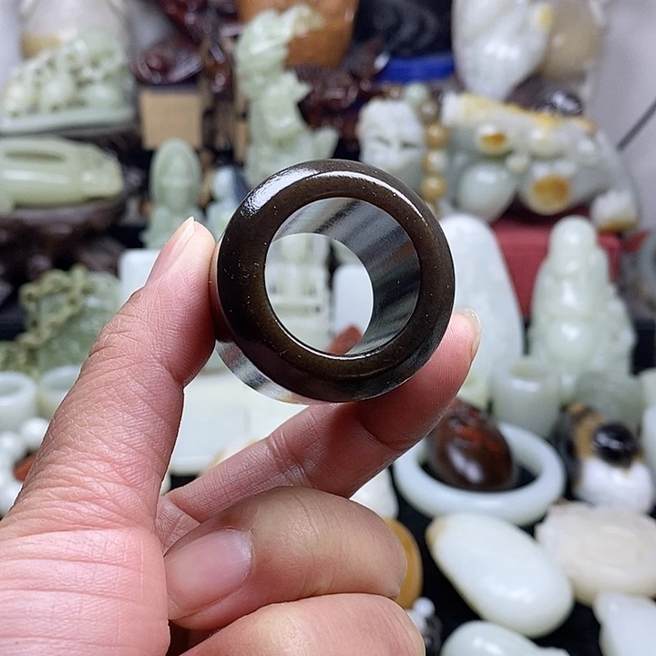 和田玉挂件未镶嵌沧**羁