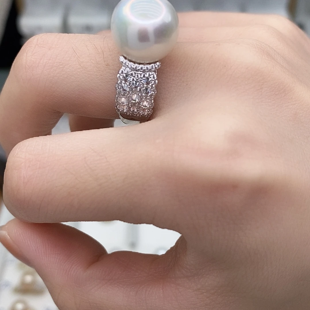 颈饰银S925镶嵌淡水珍珠C****a