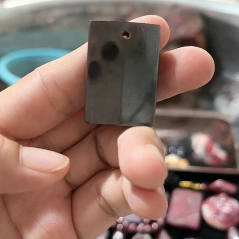 【闪购商品】天然辰砂天然原矿朱砂吊坠