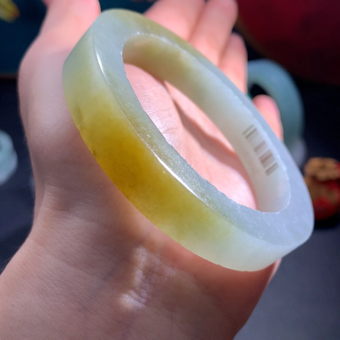 未镶嵌特价大漏定制翡翠
