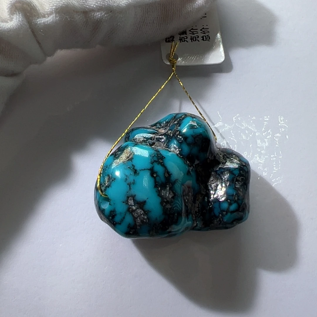 绿松石未镶嵌挂件